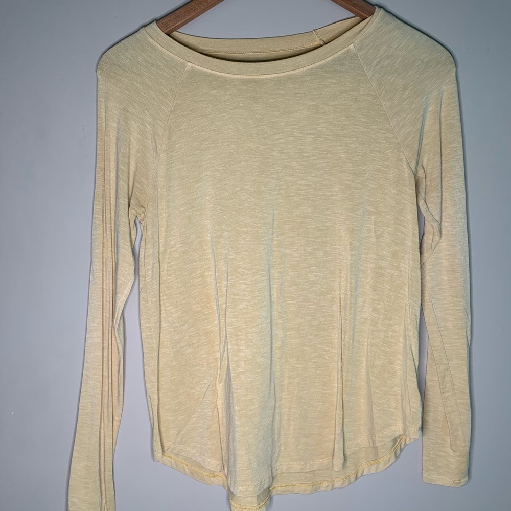 American Eagle Longsleeve